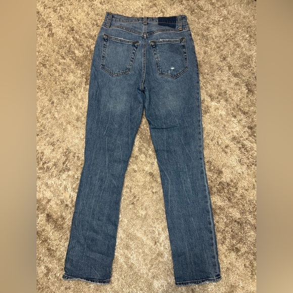 Stylish Ripped Blue Jeans - Picture 2 of 4